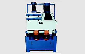 產(chǎn)品名稱(chēng)：系列篩打去石組合清糧機
產(chǎn)品型號：
產(chǎn)品規格：