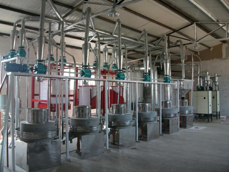 產(chǎn)品名稱(chēng)：5噸-20噸石磨面粉機
產(chǎn)品型號：
產(chǎn)品規格：