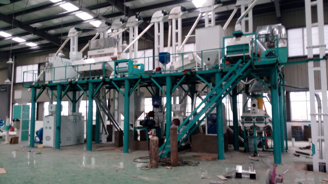 產(chǎn)品名稱(chēng)：大米加工設備50噸到100噸
產(chǎn)品型號：
產(chǎn)品規格：